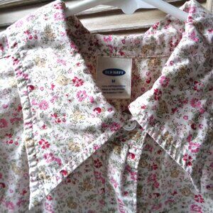 Old Navy Pink Floral Flowered Button Down Long Sleeve Ditsy Print Flowers Size M